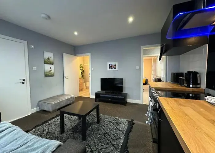 Rd C - Location Long By Shortstayuk *