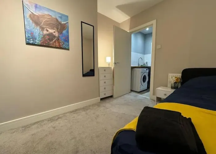 Rd C - Location Long By Shortstayuk 브리스틀